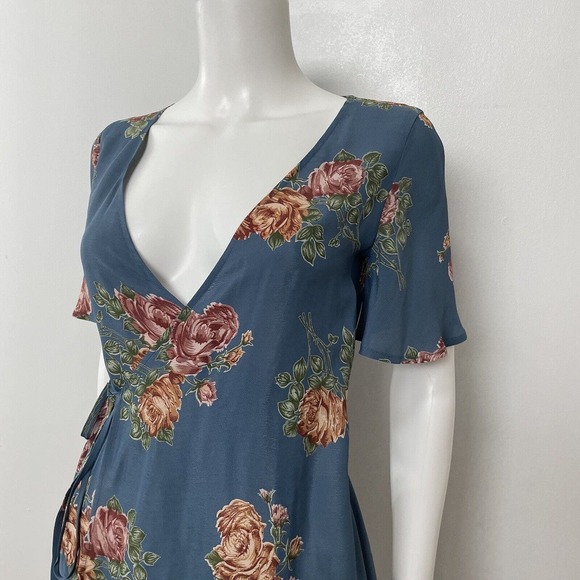 EUC Christy Dawn Wrap Around Blue Floral Dress - Picture 2 of 9